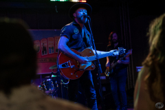 Cut-Throat-Finches-13